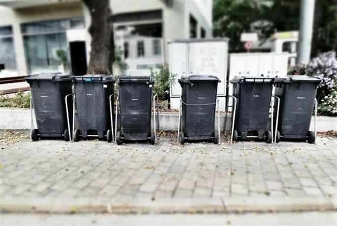 Skládky na západnom Slovensku chýbajú, Senec zostal niekoľko dní bez odvozu odpadu